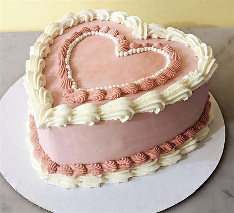 *NEW* 7'' heart shaped cake *48 Hr Notice* - Butter Lane