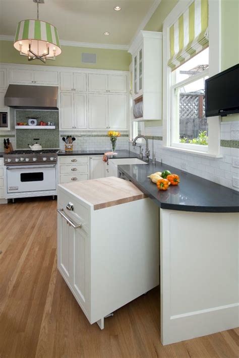 Functional and practical kitchen solutions for small kitchens ...