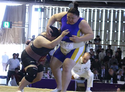 Ritsumeikan Women’s Sumo Team Won the Women’s Team Title｜Ritsumeikan ...