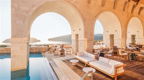 10 Best Greece Resorts 2023: Readers’ Choice Awards | Condé Nast Traveler