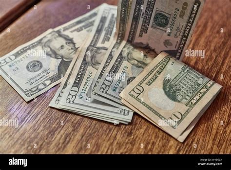 Dollar bills from th United States of America Stock Photo - Alamy