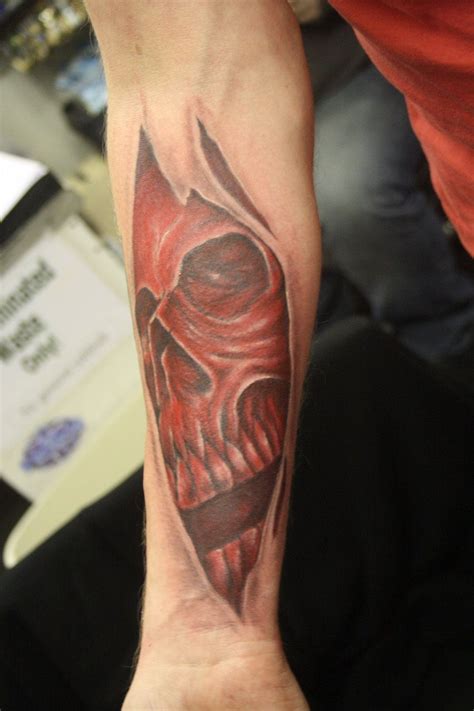 red skull by SimplyTattoo on deviantART | Red skull, Skull, Skull tattoo