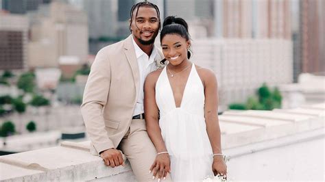 Who Is Simone Biles Husband? Jonathan Owens, Age, Net Worth, Height ...