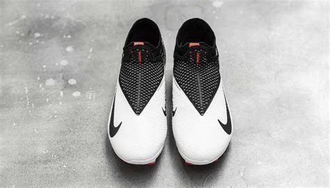 Nike Launch The PhantomVSN II "White/Black/Laser Crimson" - SoccerBible