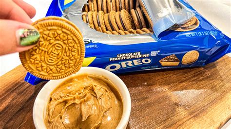 14 Oreo Flavors, Ranked From Worst To Best