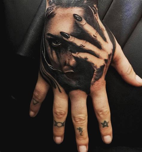 Via @adrian_rothson ——————————————————————— ⚜️FOLLOW⚜️ @alpha.tattoos for daily tattoos! Sharing ...