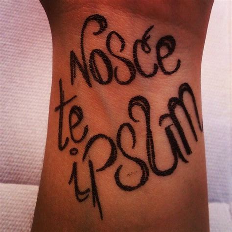 "Nosce te ipsum" Confía en ti mismo | Tatuajes, Jeroglificos, Confie