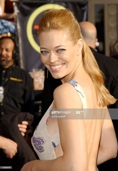 Actress Jeri Ryan attends the 9th Annual Screen Actors Guild Awards ...