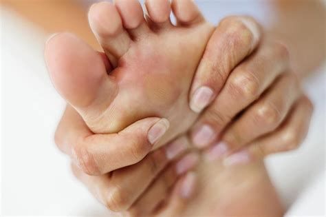 Pain in the Feet As a Symptom of Rheumatoid Arthritis