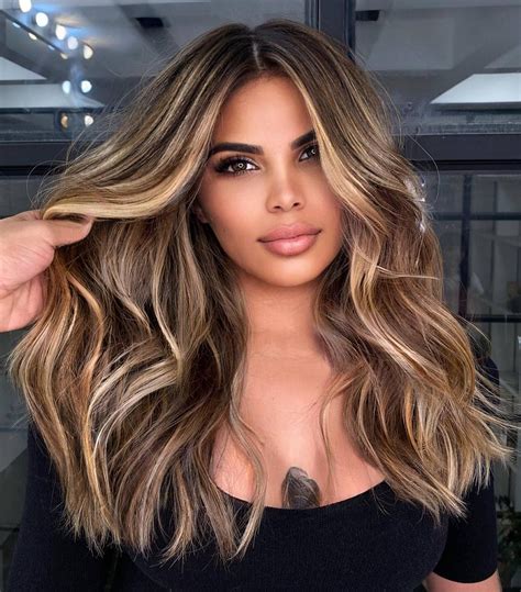 40 Fabulous Looks with Blonde Highlights on Brown Hair for 2024 | Golden highlights brown hair ...