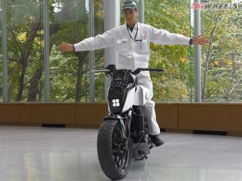 Honda Bags Three Awards For Self-Balancing Motorcycle Concept At CES ...