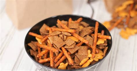 10 Best Pretzel Snack Mix Recipes | Yummly