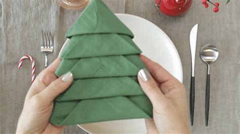 gifsboom | Christmas tree napkin fold, Christmas gift decorations, Christmas tree napkins