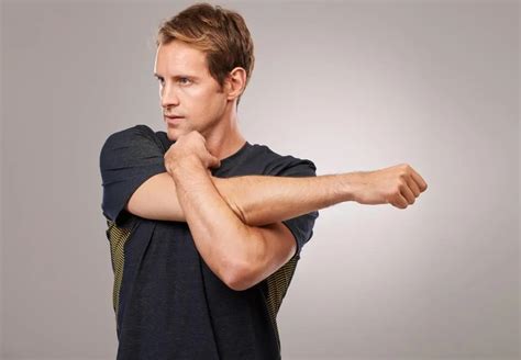 Shoulder Stretches - VEDICPaths