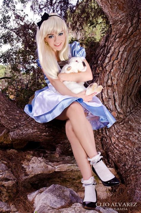 Alice in Wonderland cosplay | Sexy cosplay, Cute cosplay, Alice cosplay