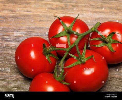 Table vine hi-res stock photography and images - Alamy