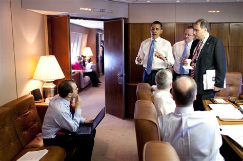 File:Barack Obama meets his staff in Air Force One Conference Room.jpg ...