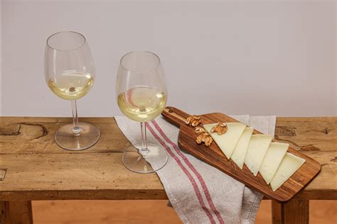 Cheese Pairing Tips and Ideas: Cheese Pairing Menu for Restaurants