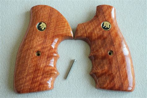 Taurus Medium Large Frame SQ/Butt Grips Fit Revolver Model 44 | Etsy