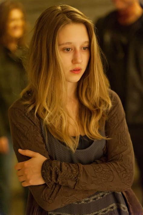 Taissa Farmiga as Violet Harmon in Season 1 | American Horror Story Cast in All Seasons ...