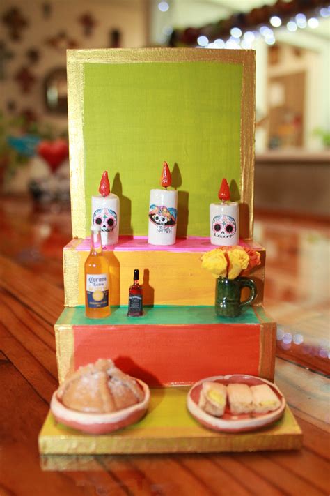 Nichos Mexicanos / Nicho DIY / Mini Altar / Altarcito / Mini | Etsy | Mini altar, Mini candles ...