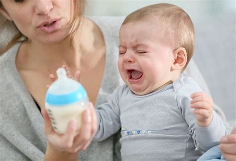 13 Common Bottle Feeding Problems and Solutions