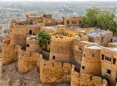 Jaisalmer Fort: Entry fees, Timings, History & Travel Information