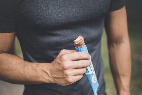 When Should I Be Eating Protein Bars? - Tough Mudder