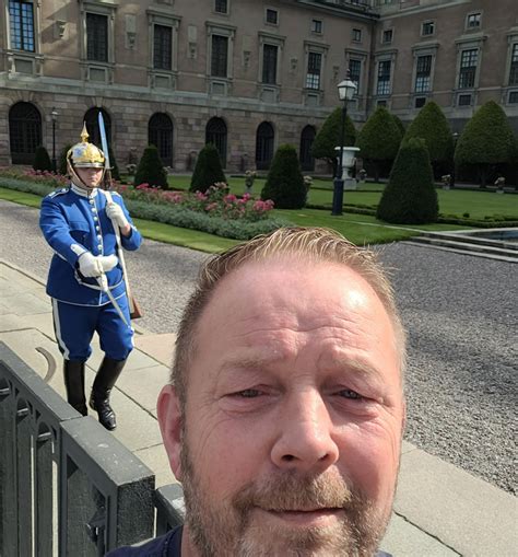 The Royal palace Stockholm, the guards are marching.... — Hive