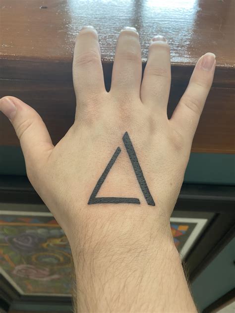 My Delta tattoo that I got on my 22nd birthday. Should I get Jack’s chains? : r/Bioshock