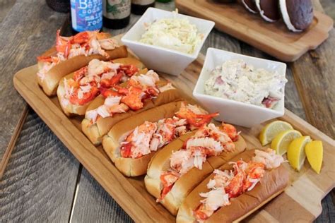 Mason's Famous Lobster Rolls brings seafood and more to Dupont Circle