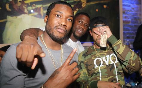 Meek Mill Calls Drake Out for Not Writing His Own Raps, Names Alleged ...