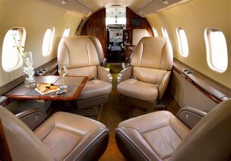 Learjet 60 | Mid-Size Private Jet | Privaira Private Aviation