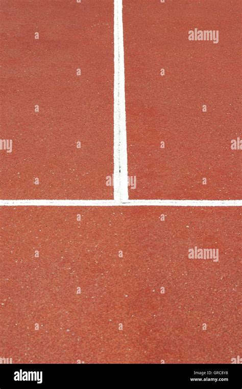 Lines On A Tennis Court Stock Photo - Alamy