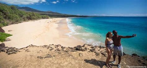 Best Beaches in Hawaii for Swimming, Snorkeling, Surfing and Sunbathing