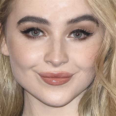 Sabrina Carpenter's Makeup Photos & Products | Steal Her Style