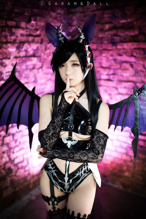 Succubus Queen from Mabinogi is the latest Team CSL cosplay