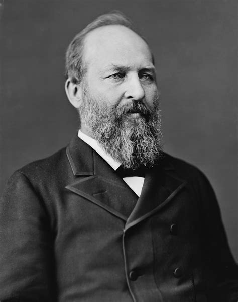 File:James Abram Garfield, photo portrait seated.jpg - Wikipedia
