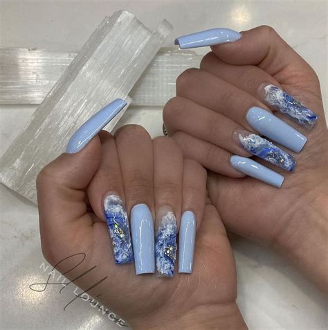 𝔖𝔏 𝔉𝔦𝔦𝔫𝔞 on Instagram: “Blue start to be my favorite 🦋” | Instagram, Nail designs, Favorite