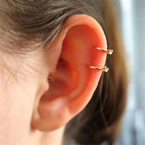 Helix Piercing Guide: Healing, Pain, Cost and Jewlery