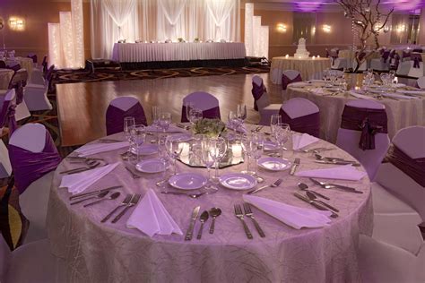 Hilton Chicago Oak Lawn | Reception Venues - The Knot