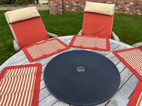 Outdoor Round Dining Table, Chairs & Parasol Set - Good Condition | eBay