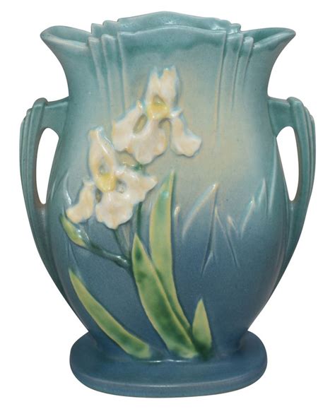 Roseville Pottery Iris Blue Vase 922-8 | Antique pottery, Roseville ...