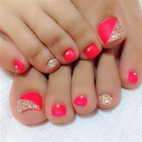 88 Stylish Toe Nail Art Designs That You'll Want to Copy