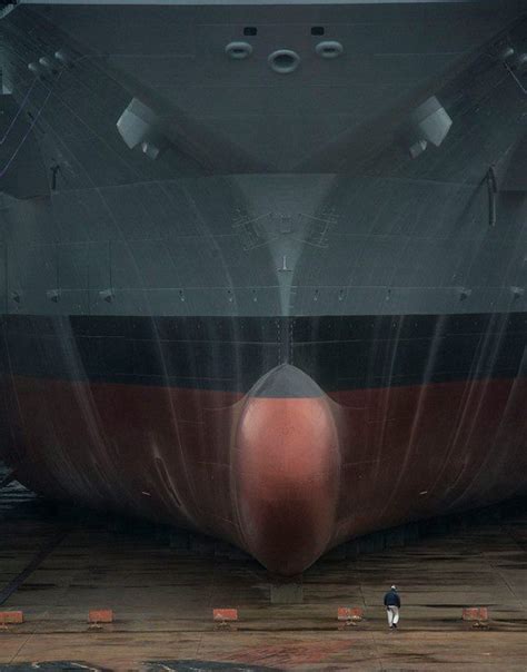 Ship Photos of The Day - Gerald R. Ford Aircraft Carrier Dry Dock Flooded