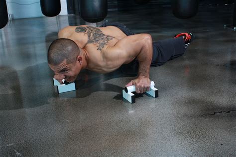 Push Up Bars | Our portable, lightweight pushup bars allow y… | Flickr