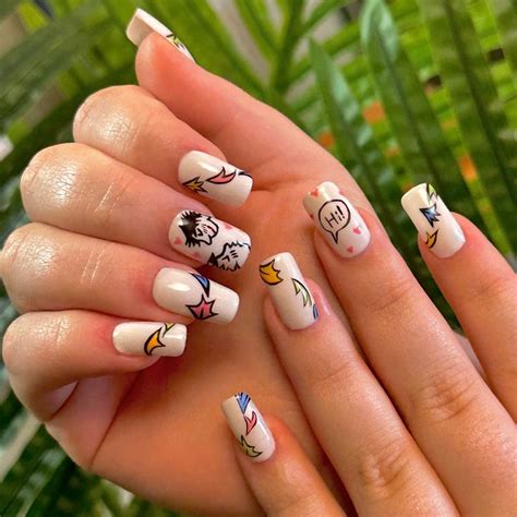 𝐛𝐫𝐢𝐧𝐠𝐢𝐧𝐠 𝐜𝐨𝐦𝐢𝐜 𝐛𝐨𝐨𝐤𝐬 𝟐 𝐥𝐢𝐟𝐞 | Unique acrylic nails, Fake nails designs ...