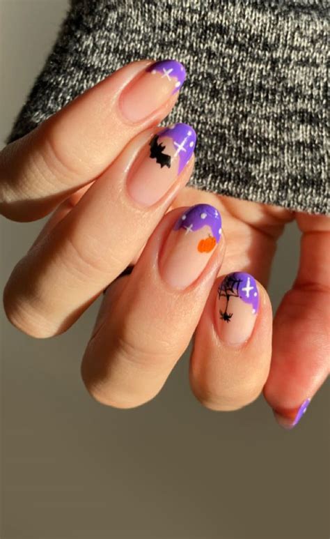 50 Cute Spooky Halloween Nail Ideas : Black Stars + Black Drip Tip Nails 1 - Fab Mood | Wedding ...