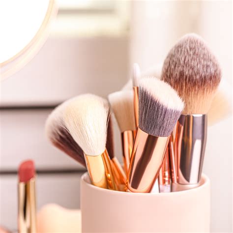 Best Online Makeup Brushes | Saubhaya Makeup