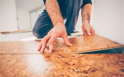 Pros and Cons of Cork Flooring (and their types)